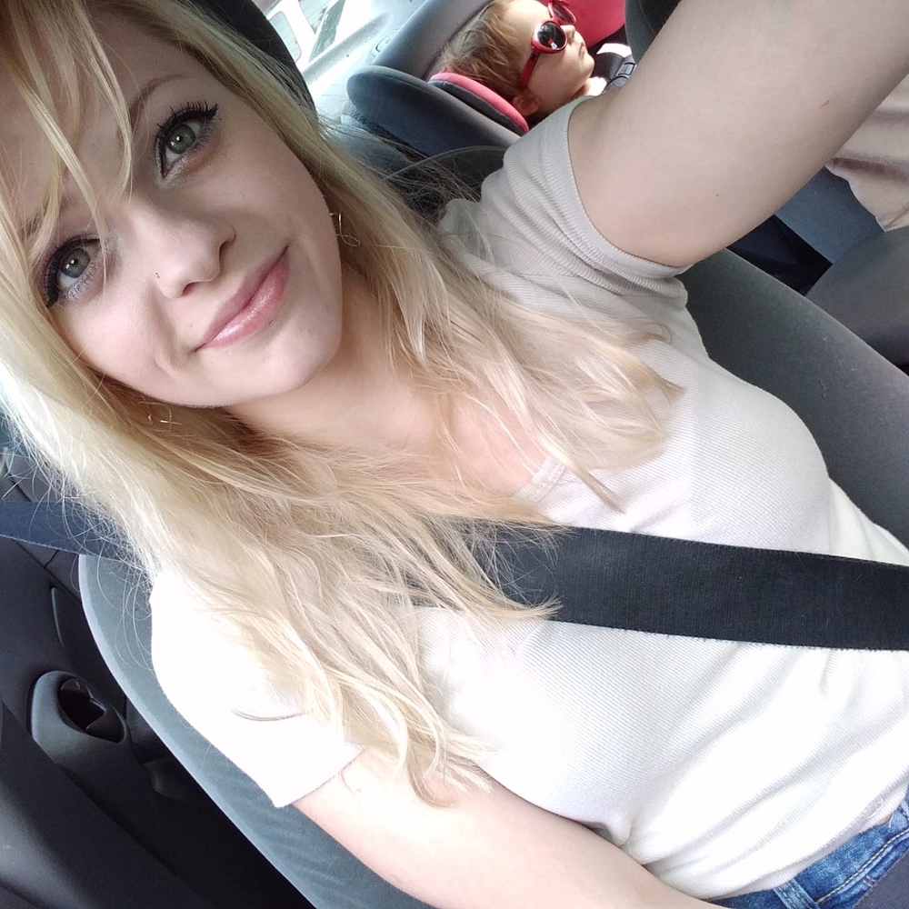 Meet your Posher, Felicity